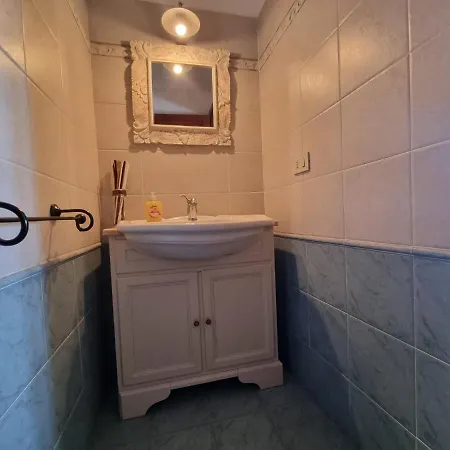Casa Della Mimosa إمبيريا